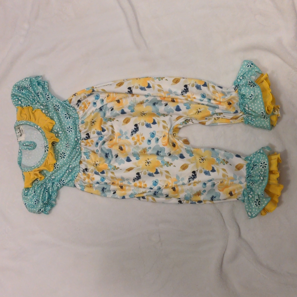 Marie Nicole 18-24 months romper, NWOT